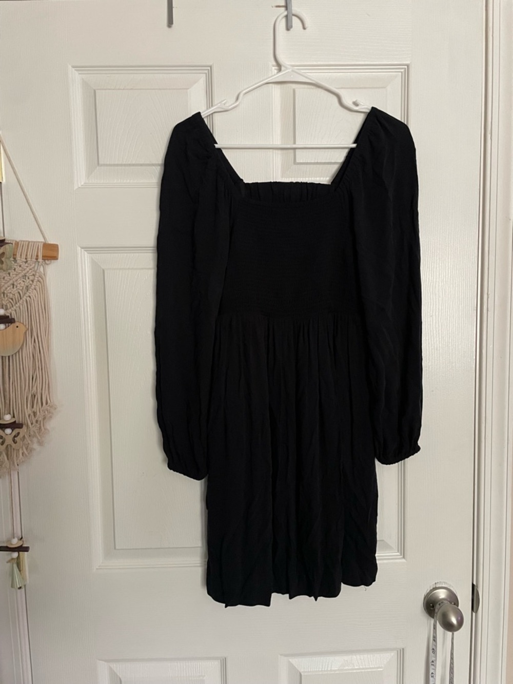 Women's XS Black Long Sleeve Smocked Midi Dress